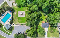 6213 Ivy Springs Drive, Flowery Branch, GA 30542