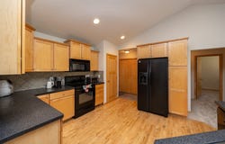 4328 125th Street, Urbandale, IA 50323