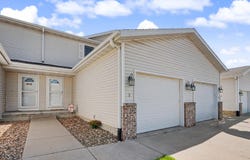 4828 Algonquin Drive, Cedar Falls, IA 50613