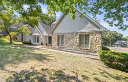 10546 Westgate Street, Overland Park, KS 66215