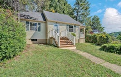 1823 Brandon Ave SW, Roanoke, VA 24015