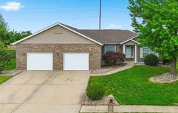 400 Mockingbird Lane, Waterloo, IL 62298