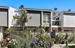 622 Whitney Way, Costa Mesa, CA 92626