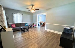 414 Memorial Ave, Grove City Boro, PA 16127