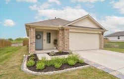 249 Calgary LN, San Marcos, TX 78666