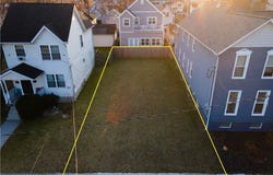 W 33rd Street, Cleveland, OH 44113