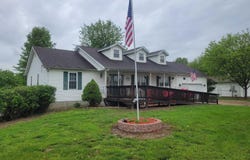 325 W NORTH Street, Dix, IL 62830