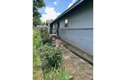 306 Sunset Drive, Comanche, TX 76442