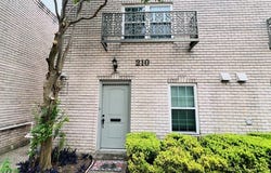 102 Ruelle Ln, San Antonio, TX 78209