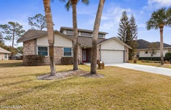 60 Kingsley Circle, Ormond Beach, FL 32174