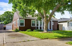 425 Naples Street, Corpus Christi, TX 78404