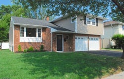 819 Greenwich Ln, Union Twp., NJ 07083-7904