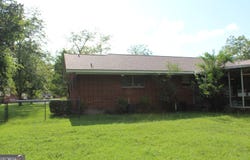 2609 Emmett, Tifton, GA 31794