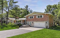 328 Windsor Lane, Inverness, IL 60010