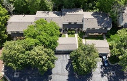 3819 Greenleaf Circle, Kalamazoo, MI 49008