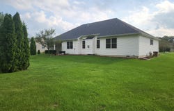 325 Forsythia Street SE, DeMotte, IN 46310