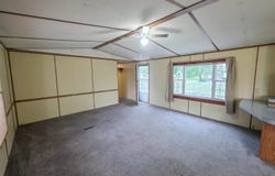 640 NE F Street, Linton, IN 47441