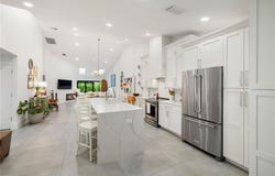 4006 Crayton Rd, NAPLES, FL 34103