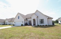 170 Ridgeway Drive, Starkville, MS 39759