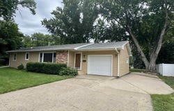 828 Eastgate Dr., Vermillion, SD 57069