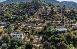 7128 High Cliff Trl, Tujunga, CA 91042