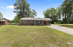 1905 Hullwood Drive, Kinston, NC 28504