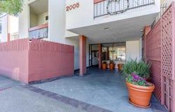2005 Pleasant Valley Ave, Oakland, CA 94611