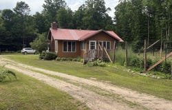 12152 CO RD 442, Rapid River, MI 49878