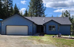 1527 PINGSTON CREEK RD, KETTLE FALLS, WA 99141