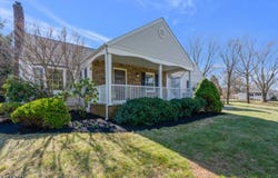 2 Monica Ct, Branchburg Twp., NJ 08876-3571