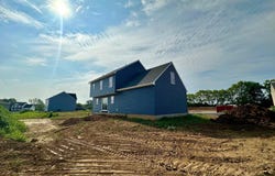 21 AMERICAN AVENUE, CARLISLE, PA 17013