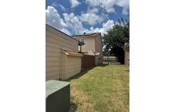 82 E Mountain Creek Court, Grand Prairie, TX 75052