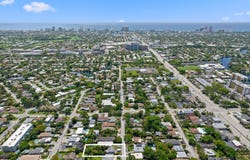 1561 NE 33rd Street, Oakland Park, FL 33334