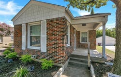 3717 Carolyn Road, Fort Worth, TX 76109