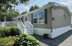 15 Pond Drive, Brunswick, ME 04011