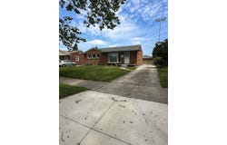 8900 Perrin Street, Livonia, MI 48150