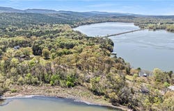 10156 Durvin  LN, Dardanelle, AR 72834