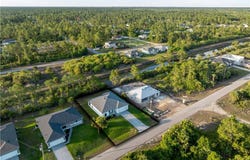 1133 Augusta Street E, Lehigh Acres, FL 33974