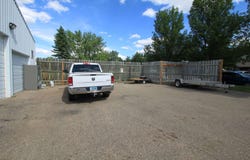 1400 11 1/2 Ave, Minot, ND 58701