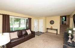 8068 Hyde Lane S, Cottage Grove, MN 55016