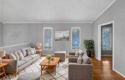 204 Barrington Place, Winston-Salem, NC 27104