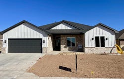 718 N 3rd Street, Wolfforth, TX 79382