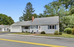 11 Grover St, Beverly, MA 01915
