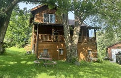 255 Eastside Lane, Montezuma, IA 50171