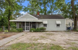 1709 Lincoln Drive, Greenville, NC 27834