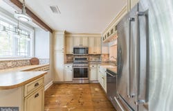 27 WILSON STREET, LAMBERTVILLE, NJ 08530