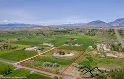 6 Chondell Dr, Cody, WY 82414