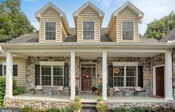 18 PALOMINO PARKWAY, DILLSBURG, PA 17019