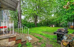 801 Clark St, Linden City, NJ 07036-2717