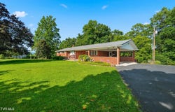 3626 Dungannon Road, Coeburn, VA 24230